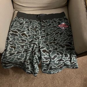 Burlebo Camo shorts size XL